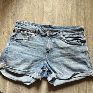 H&M stretchy medium wash ‘relaxed shorts’. These are SO soft and comfy